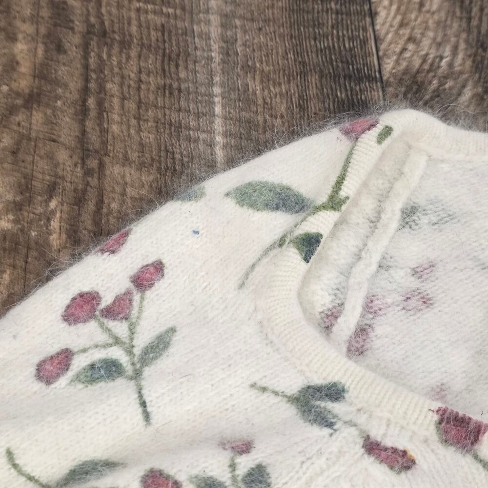 Vintage Moda Int'l Angora Floral Sweater Soft Girl Coquette Cottagecore XS - Picture 5 of 6